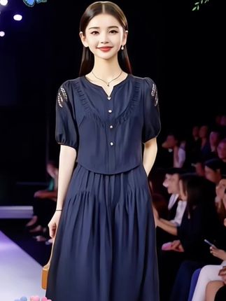 新款时尚潮流减龄连衣裙#强烈推荐 #美丽大方 #超便宜超划算 #时尚休闲