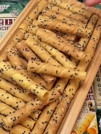 幸好之前19块9的蛋卷你没有买,现在不用9块9,也不要6块9,到手48根老上海芝麻酥蛋卷#零食 #零食推荐 #妈呀太香了 #好吃的#上热门 @DOU+小助手