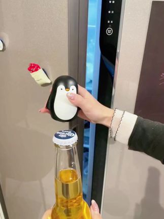 超萌企鹅按压式开瓶器,家用便携开启啤酒饮料超轻松! #便携开罐器 #企鹅开瓶器 #创意开盖器 #家用开瓶器 #啤酒起瓶器