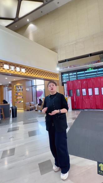 #恒隆广场 跨年夜放飞心愿气球#跨年倒计时 #灵宝 @恒隆广场店长-张鹏燕