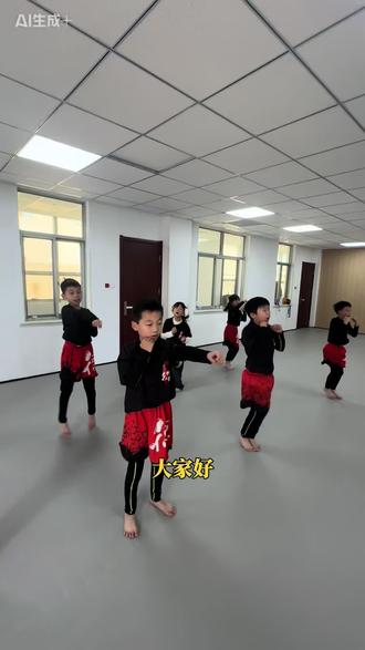 简单的动作重复练,
重复的动作认真练!
#德艺搏击专注青少儿体育
体育教育➕人格教育#拳击教学 #同城好店推荐