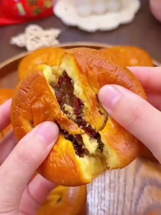 #【80克*10个】酥上煌蛋月烧传统烘烤 软糯蛋糕月饼面包糕点即食早餐#月饼#蛋月烧你吃过吗 #松软香甜 不油腻月饼#口感超好 #软糯香甜