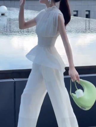 格润雅气质套装裤,2025年夏季新款雪纺,拼接不规则上衣,阔腿裤两件套