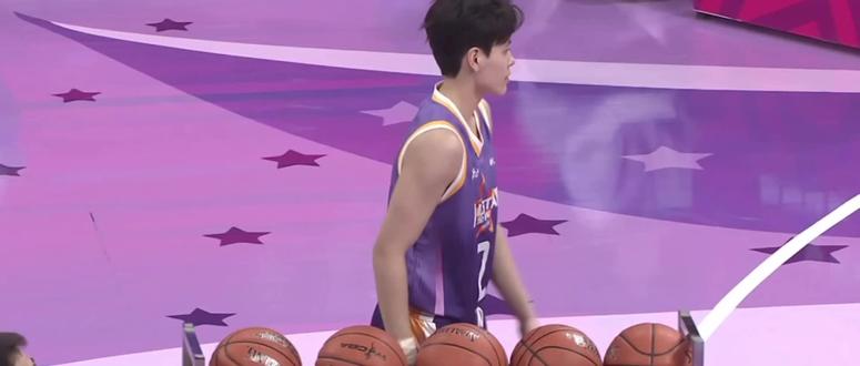 女篮队长杨舒予三分球大赛决赛发挥不佳#WCBA#WCBA全明星#三分球#杨舒予