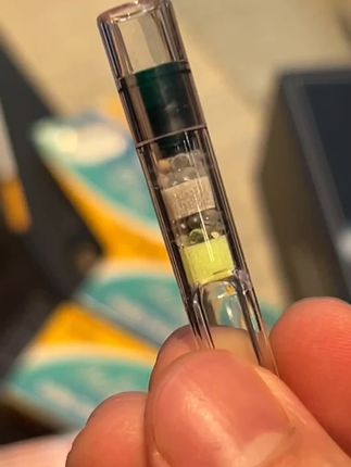 这个是25重过滤嘴还是粗中细通用的,方便携带真不错#过滤烟嘴 #好东西一起分享 #烟民必备
