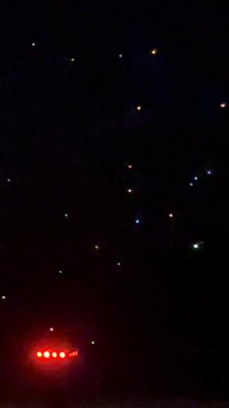 当烟花在夜空中绽放,我们站在海边,听着浪潮与心跳共鸣。这是对旧岁的盛大告别,也是对新年的热烈欢迎。愿2026年,我们都能如这烟花般,勇敢地绽放自己的光芒。#阿那亚 #阿那亚跨年烟花秀