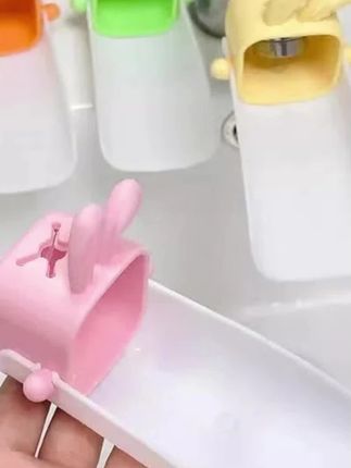 #延伸器 可爱水龙头延伸器卡通兔浴室卫生间洗手池厨房水缓冲#水龙头延伸器#卡通兔延伸器#缓冲延伸器#洗手池延伸器