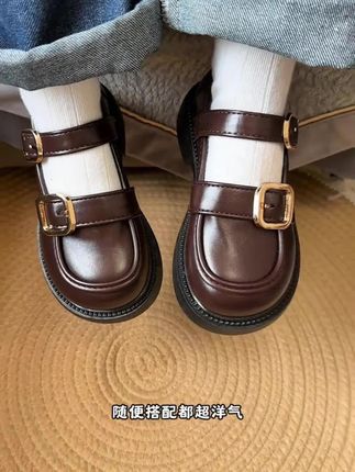 孩子上学给他他们两双今年爆火的美拉德色系#乐福公主鞋#生女儿就是用来打扮的#便宜又好穿#强烈推荐#秋季新品上市