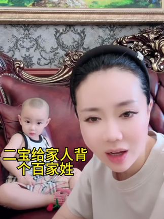 咱家祛斑霜的反馈都是实实在在的,几天就有明显对比,有斑没斑都能用,祛斑霜限时福利59.8元抢3大瓶 抓紧去拍吧!早用早变美