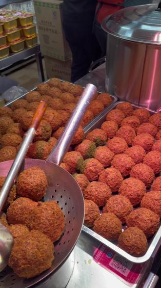 四喜丸子很好吃#纯手工制作舌尖上的美味 @抖音小助手 @抖音创作小助手 @抖音创作灵感