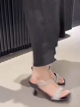 水钻一字带踩屎感凉拖鞋女夏季外穿绝美网红高跟鞋细跟高跟凉鞋#穿搭搭配 #好物分享🔥