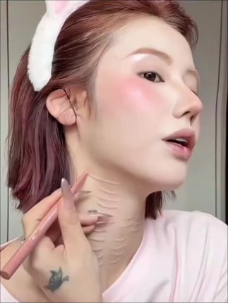 一笔搞定妈生粉蚕卧蚕!!这下再也不会找不准位置了~#卧蚕#平价彩妆#双头卧蚕笔#美妆好物#季节会变爱意永恒