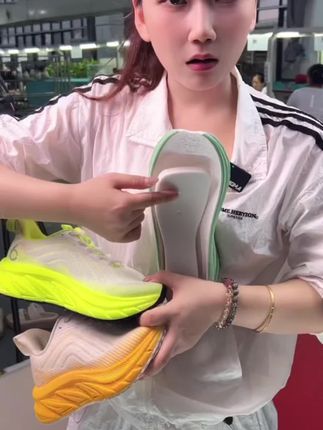 HUITENG/辉腾DUANG科技二代春夏透气护膝缓震跑鞋日常通勤运动鞋#好穿不累脚 #质量第一诚信为本