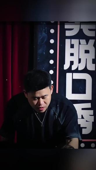 饿时馒头贵,饱时玫瑰香,这个世上并没有最重要的东西,只有最需要的东西,当知足凌驾于自卑之上,幸福将贯穿一生,人生无常,珍惜碗中的汤,