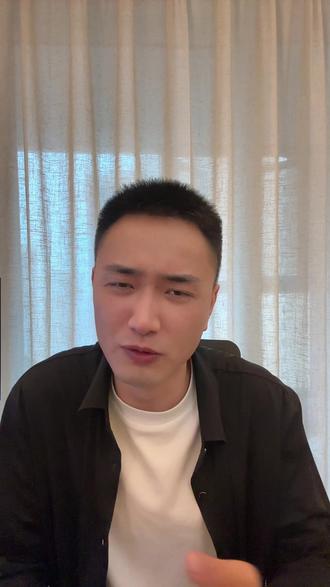 我要去生成一部川普爱上在白宫做保洁的我
#即梦ai #Ai视频#Ai #Ai短剧#Ai工具教程