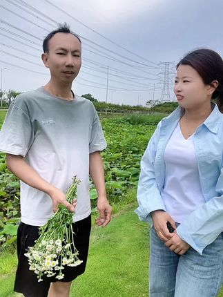 其实最好的婚姻不是你挣钱养家,我貌美如花,而是我们一起努力,你很好,我也不差,我理解你的辛苦,你懂得我的不容易#夫妻日常 #开心一天是一天🤓好好爱自已❤❤
