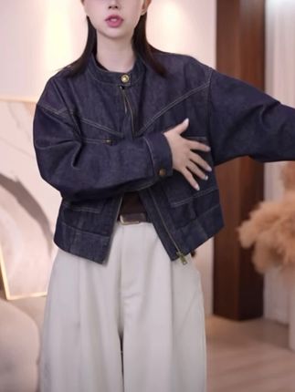 不褪色超好看时尚立领印花拼色牛仔外套爆款高级感洋气百搭夹克上#穿出高级感 #新品穿搭 #简约穿搭 #减龄气质 #上衣穿搭