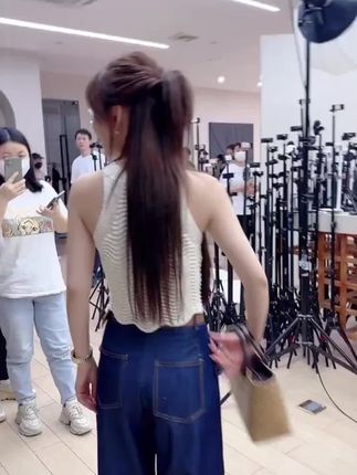 夏天必备无肩带,穿露肩装必不可少,上身无痕不尴尬牢牢锁住怎么蹦都不会掉,聚拢增杯有型#无肩带内衣#粉底液内衣 #好物分享 #露肩气质穿搭女生必备