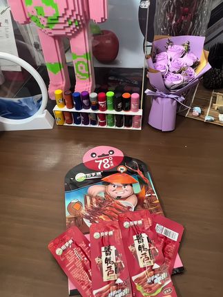 香辣鸭舌走起#那些尝一口就忘不掉的特色美食 #好吃不贵经济实惠 #零食推荐 #艾特你的饭搭子来欢聚 #爆款热卖中