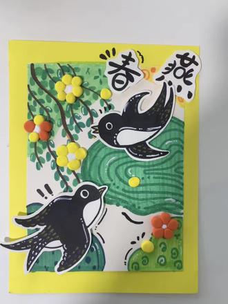 🪶 泥捏花开,笔绘春归
两只燕子掠过春水,把“春燕”的诗意,变成触手可及的小美好✨
柳枝抽芽,燕子呢喃,是小朋友眼里最生动的春天呀🌿#绘画教程 #幼儿创意手工 #如何画小鸟 #绘画过程分享