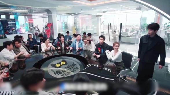 破防!裴谦关停腾达,员工崩溃四散,唯有他藏着秘密 #电视剧年少有为 #影视解说 #彭昱畅 #林允