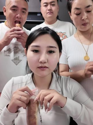 好吃的红豆面包#美食 #层遇全麦椰香红豆面包