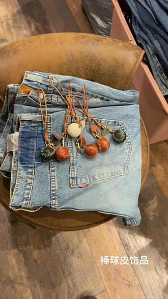 牛皮棒球挂件,纯手工制作