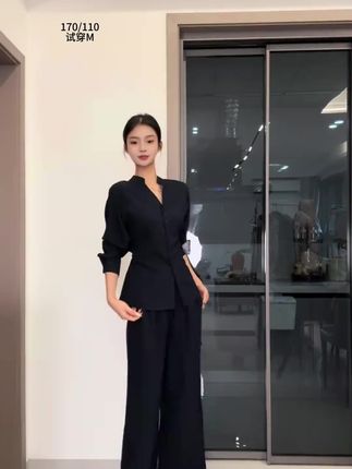 极简老钱风时尚套装时尚时髦衬衫长袖显瘦高腰系带休闲裤气质优雅#休闲裤#气质穿搭 #极简穿搭 #时尚#衬衫