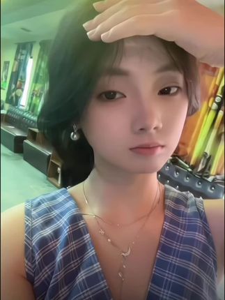 #磨砂拉丝金属球耳环#谁戴谁好看#小众独特气质#2025新款ins风耳饰耳钉#合金耳饰...