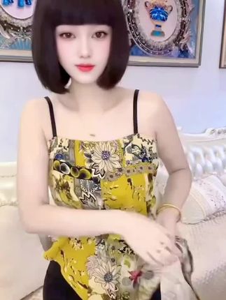 #辣妹穿搭 #时尚穿搭 #美女街拍穿搭