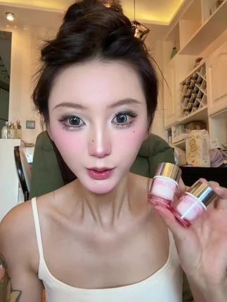 没有特殊的打光或者调色或者滤镜 手残党轻松涂出来的感觉 喜欢的就冲吧