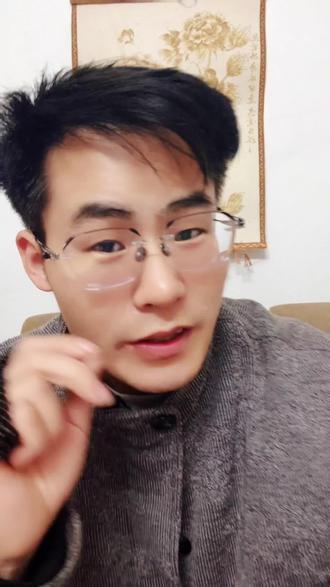 别被历史话题带偏了!最近刷到不少明朝相关内容,越听越提劲,可冷静下来才发现:很多说法没实锤,还有人借“明史”挑民族矛盾、扯分裂歪理!咱要的是真实的历史见识,不是“复明水军”的口水战!理性看历史——同志,现在能让我们平视世界的是现在的中国。
#明朝 #历史 #中国 #统一 #理性讨论