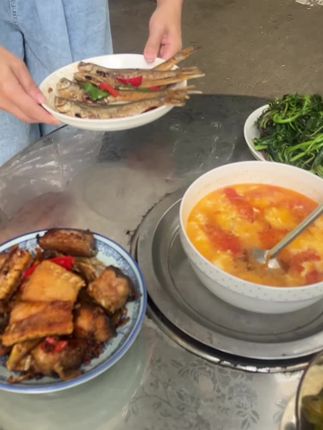 湖北风干刁子鱼下饭下菜肉质紧实口味咸香下饭下菜#美食 #在家做美食 #日常生活 #乡村的生活 #在家做饭