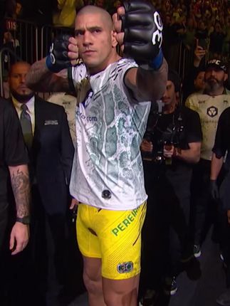 “石拳”归位!#UFC320 佩雷拉将作为冠军挑战者出战!
