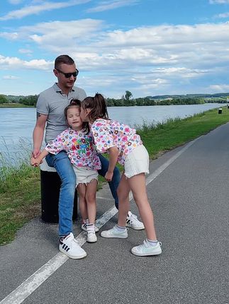 混血两公主(在奥地利)