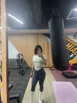 #撸铁女孩 #健身女孩多巴胺运动日常 #健身女孩 #今儿练了吗 #好身材就要不断的雕刻