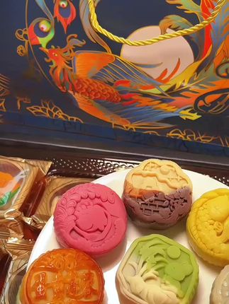 【买1箱得2箱】高档中秋节月饼礼盒装广式五仁冰皮流心团购送人礼品
