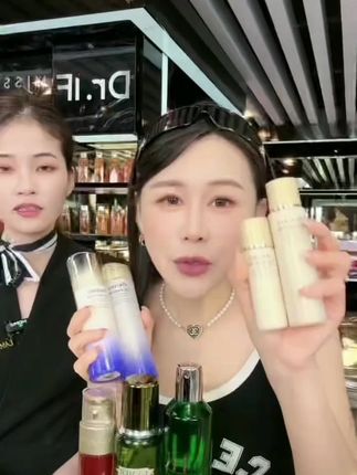 SHISEIDO/资生堂新版悦薇亮肤水乳中样滋润型套装水75ml+30ml乳#美妆#资生堂#悦薇水乳