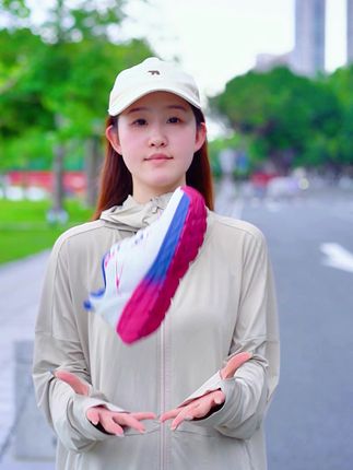 户外特工r11缓震鞋,跑步跳绳跳操都合适#户外特工