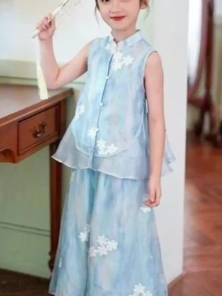 #上热门#夏季洋气无袖套装高品质童装生女儿就是用来打扮的女童夏季洋气套装推荐