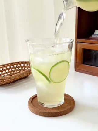 比罐装椰子水好喝太多了!#泰国椰皇 #椰子水 #椰皇 #椰子蛋 #椰子鸡