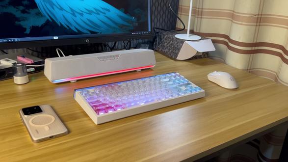 狼途 T87 北极光|200 + 价位的灯箱键盘天花板! 狼途 T87 北极光|200 + 价位的灯箱键盘天花板!#键盘推荐 #好物分享