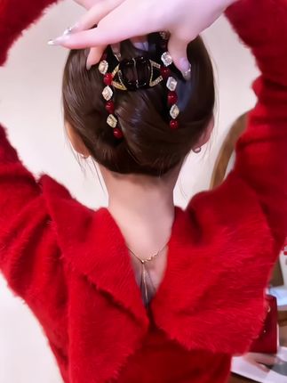 #简单好看发型 #发型教程 #编发教程 #仙女必备 #头饰发饰