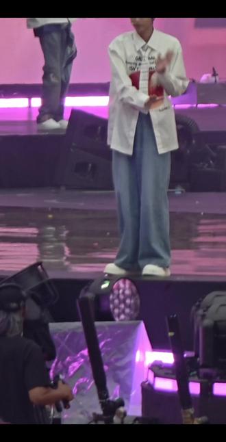 龙龙2026年也一定要好运来哦
镜头多多舞台多多🥹#直拍 #新音 #张桂源 #舞台现场#好运来