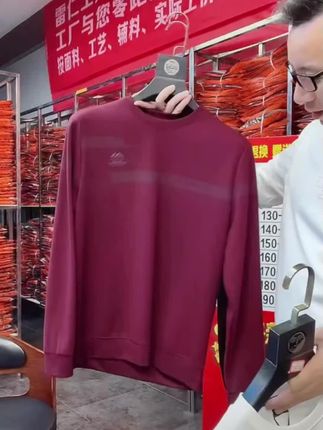 2025品质男装。秋季高端长袖圆领卫衣。#时尚简约风格