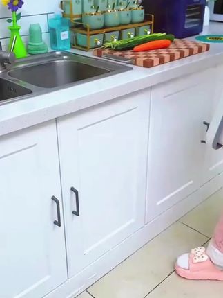 # 壁挂式折叠垃圾桶 # 方便又实用 # 厨房好物 # 收纳整理