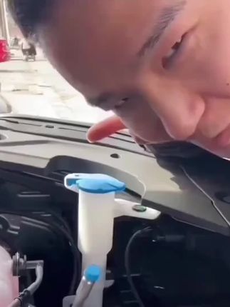 这么便宜的玻璃水赶紧囤#玻璃水 #汽车用品 #汽车保养知识 #车辆保养 #汽车精洗