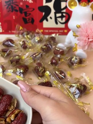 健康零食新发现!枣夹核桃,甜香酥脆,一口满足感爆棚😋✨ #健康零食 #想吃的来品尝