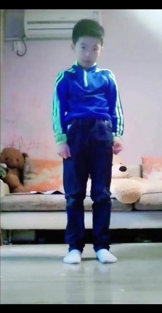 我叫李飞,没有脊椎~#张函瑞#抽象#我叫李飞没有脊椎 #时代峰峻#TF家族