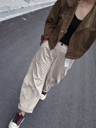 活着活着就明白了,跟任何人较劲都是在消耗自己,人间清醒的四不原则:不被拿捏,不信承诺,不吃大饼,不听故事,也许最稳定的关系就是没有关系!#穿搭
